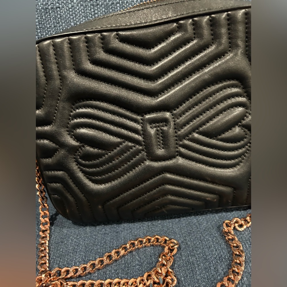 TED BAKER Quilted Leather Camera Crossbody Bag - Picture 3 of 13
